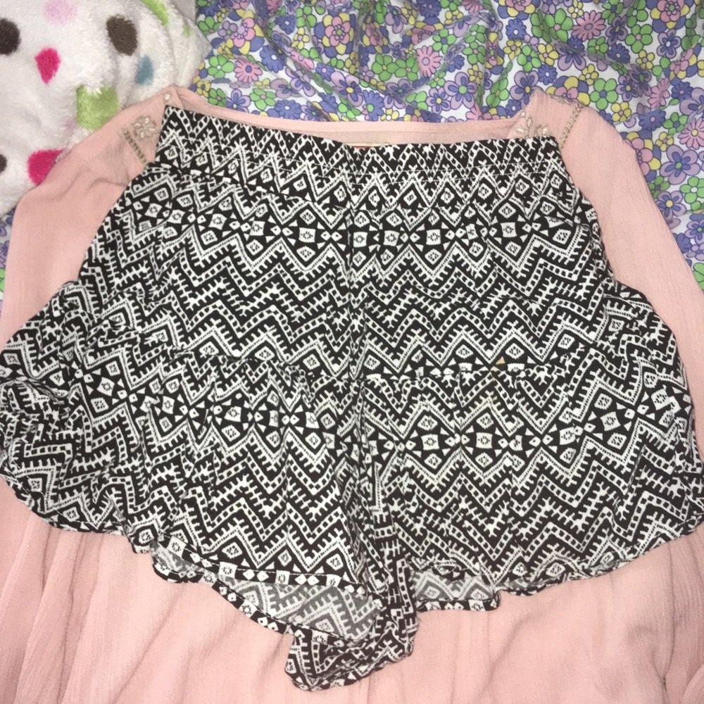 skort (shorts and skirt combined)
